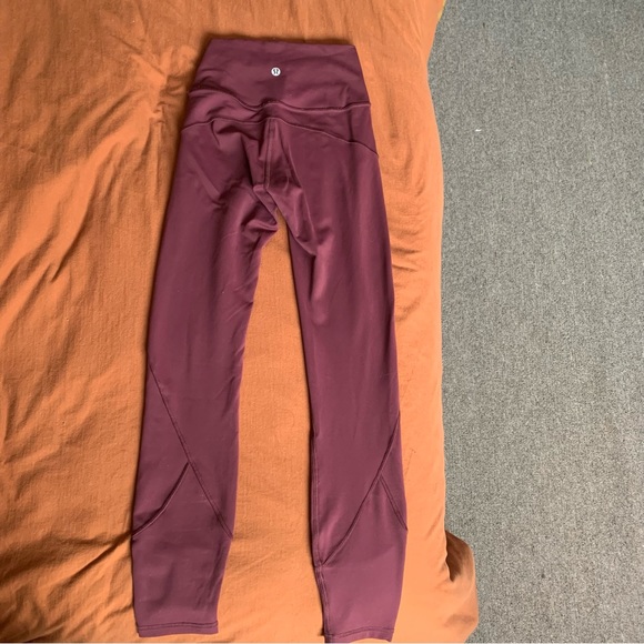 Lululemon In Movement 7/8 Tight *Everlux 25" - Picture 3 of 5